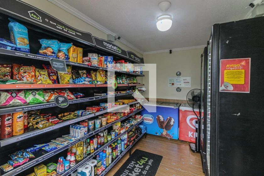 Apartamento mobiliado com 2 quartos e 1 banheiro — photo 35