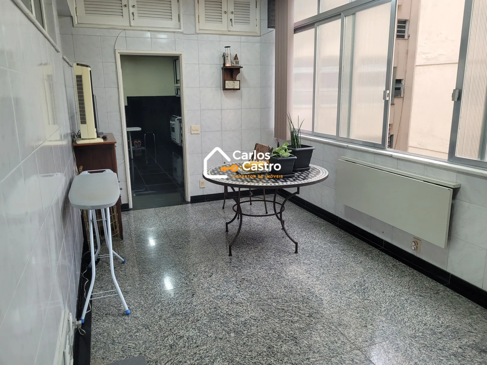 Apartment on the 9th floor with a bathtub — photo 48