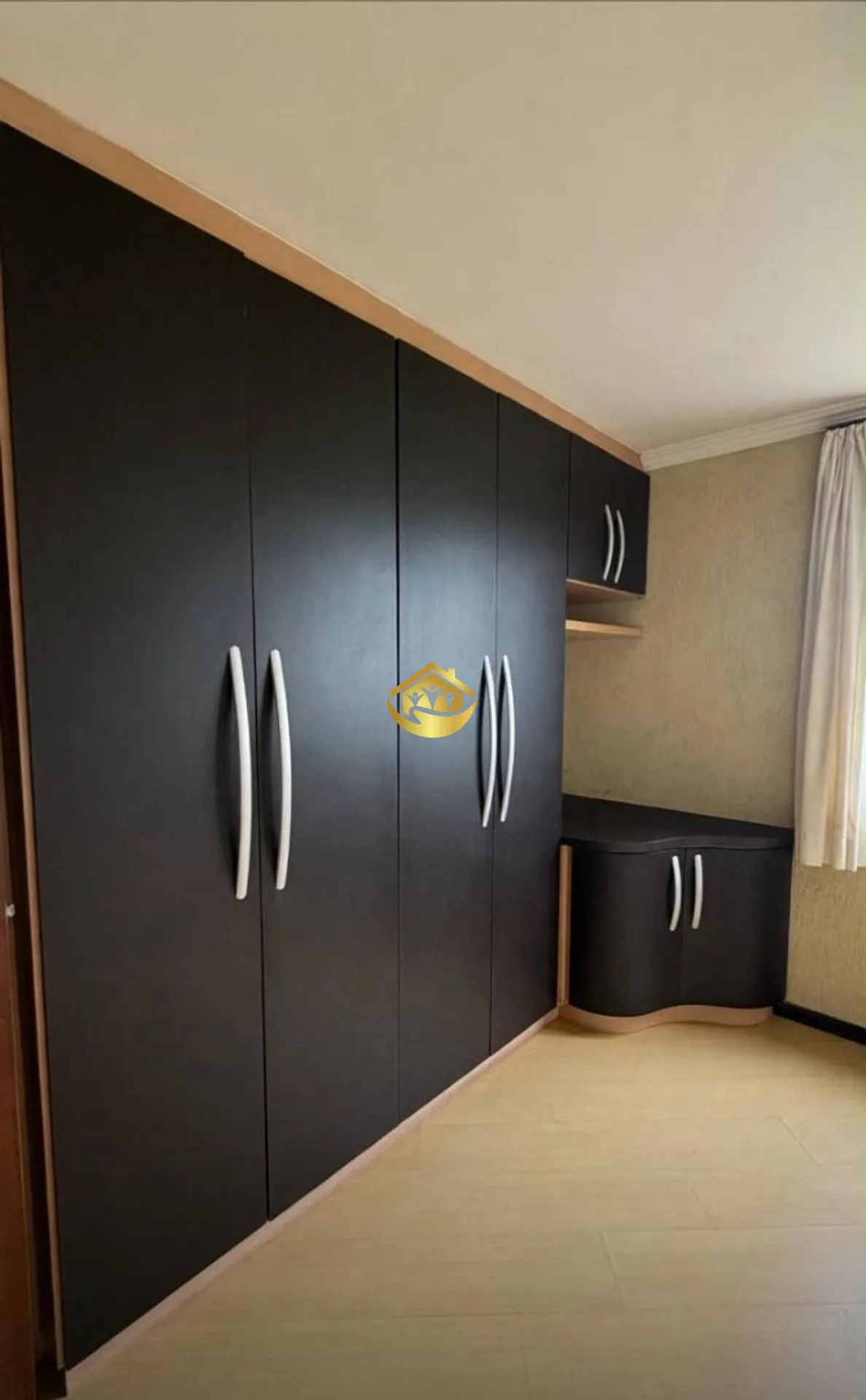86 m² apartment with a bathtub and a grill on the balcony — photo 11