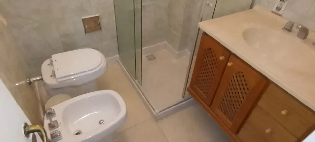 Furnished apartment with 3 bedrooms and 2 bathrooms — photo 17