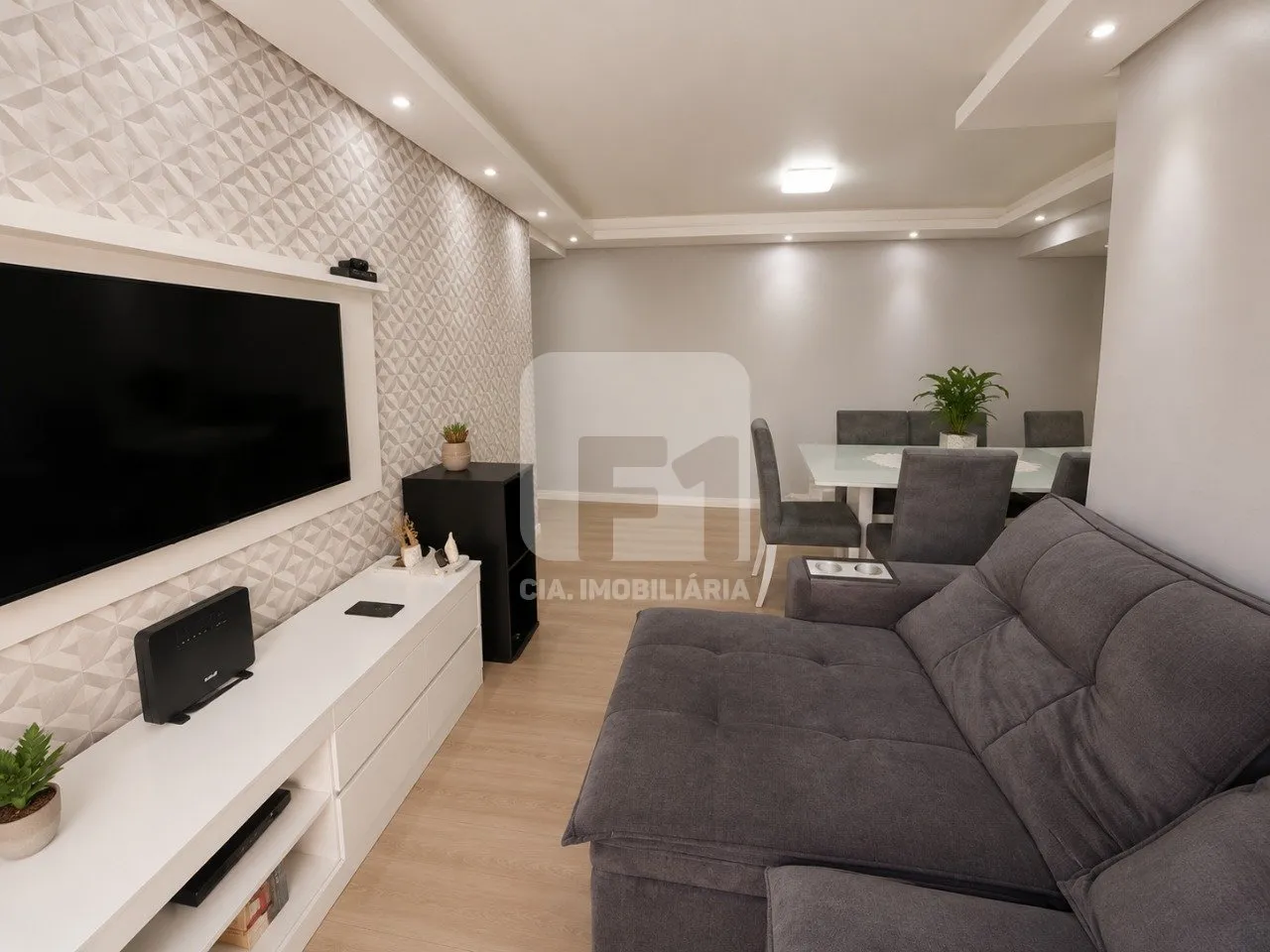 2-bedroom apartment with balcony and 1 parking space — photo 5