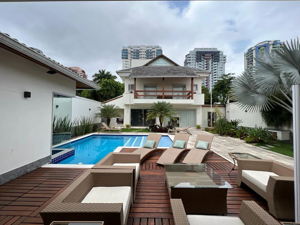 Furnished 700 m² house with 4 en-suites and 4 parking — photo 6