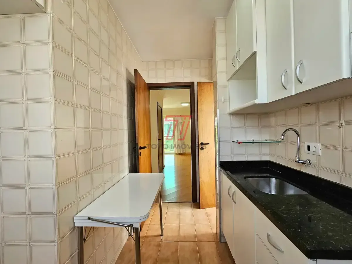 Квартира з 3 спальнями 98 м² і балконом — photo 25