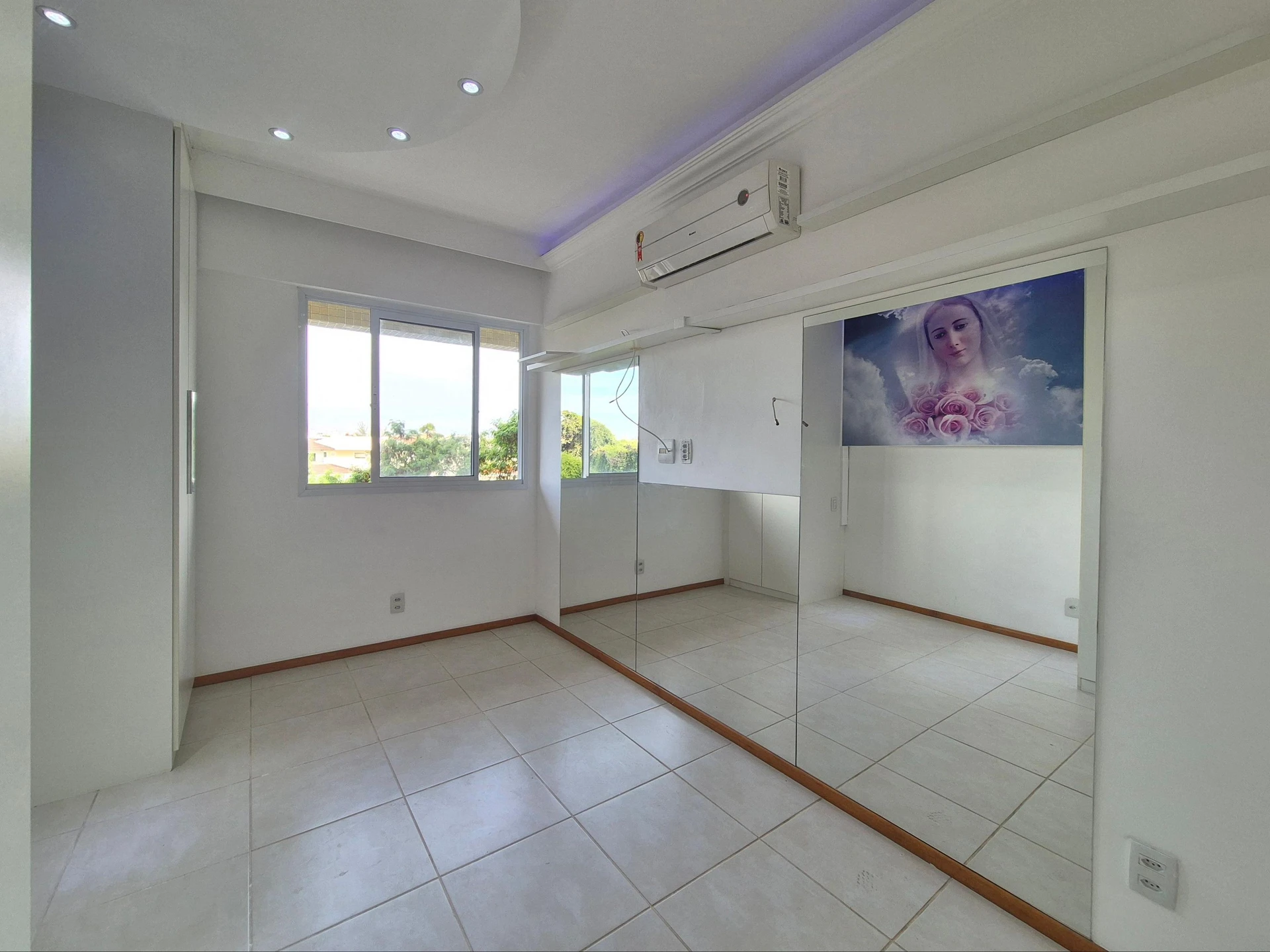 Apartment, 133 m², with a glass-enclosed balcony — photo 36