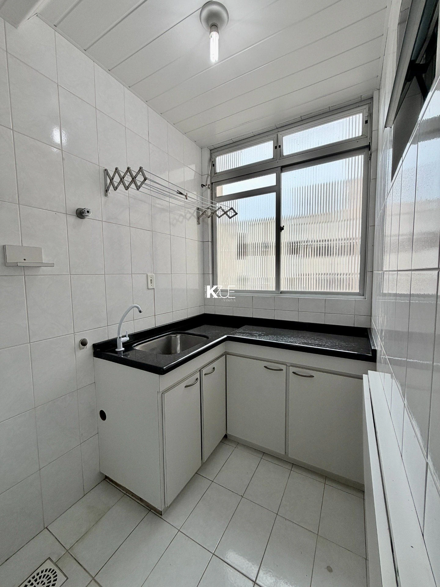 Панорамные окна и 3 спальни: квартира 118 м² — photo 22