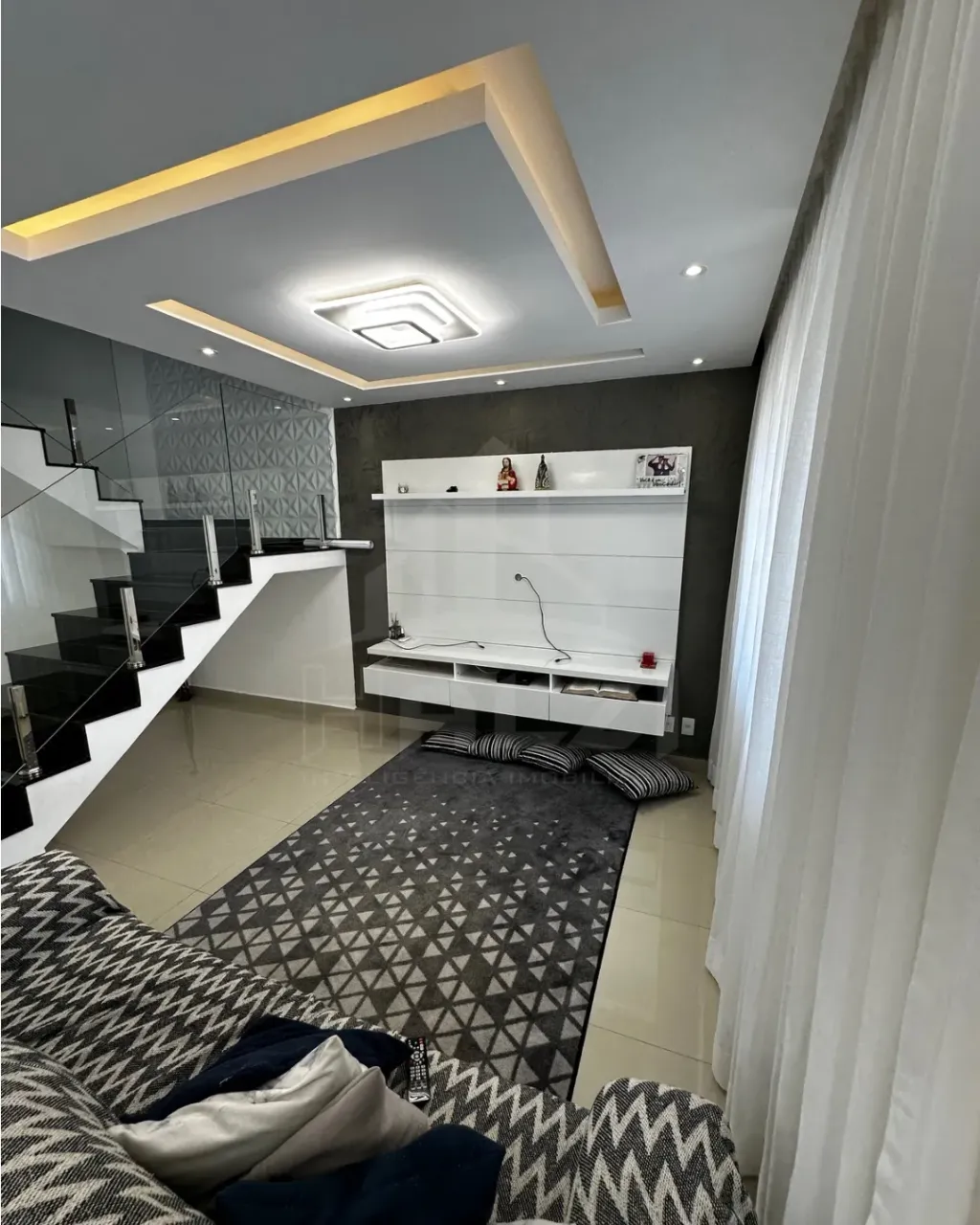 Furnished house with 4 bedrooms and 5 bathrooms — photo 12