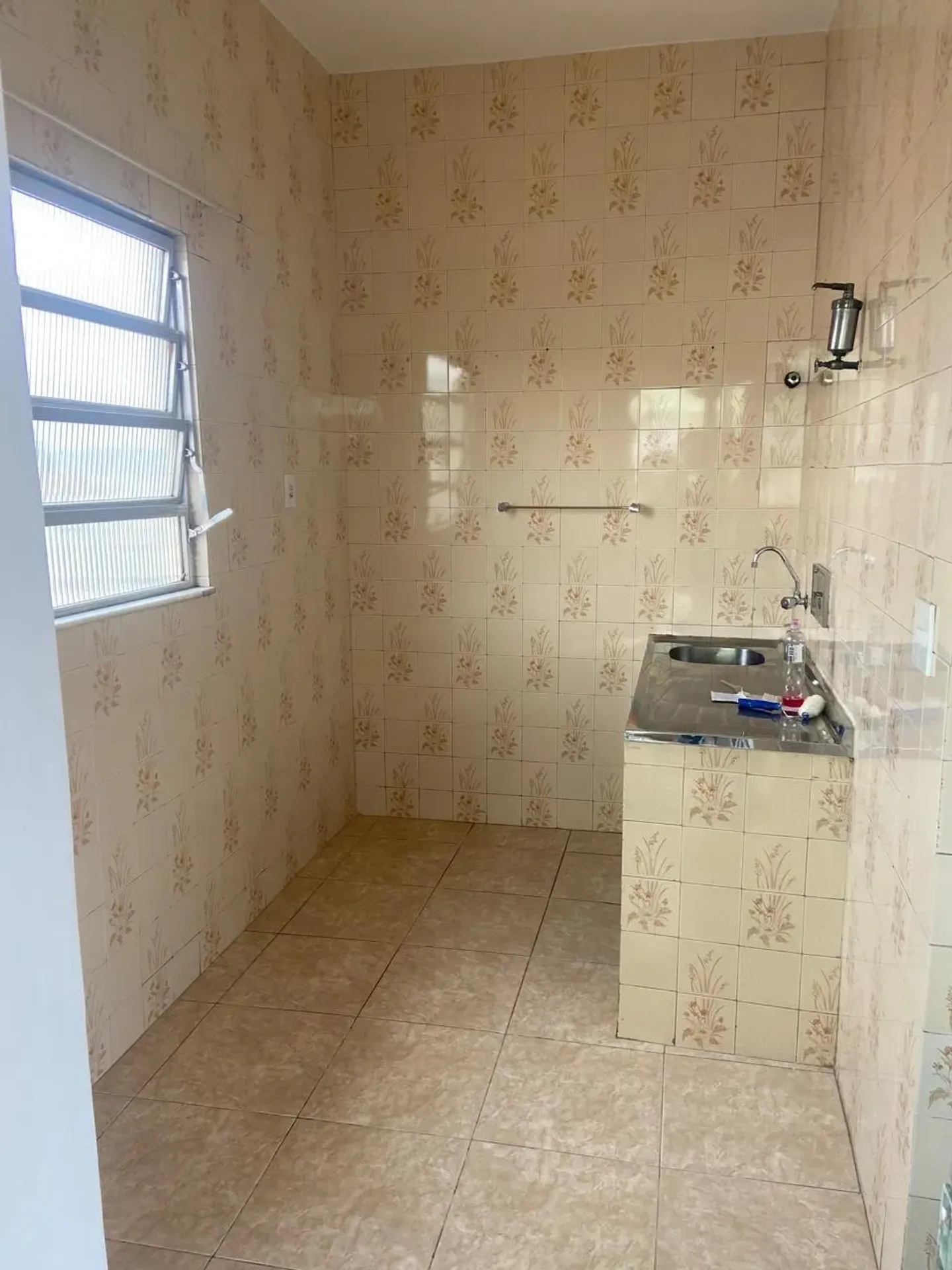 Квартира с 1 спальней, балконом и кафельными полами — photo 21