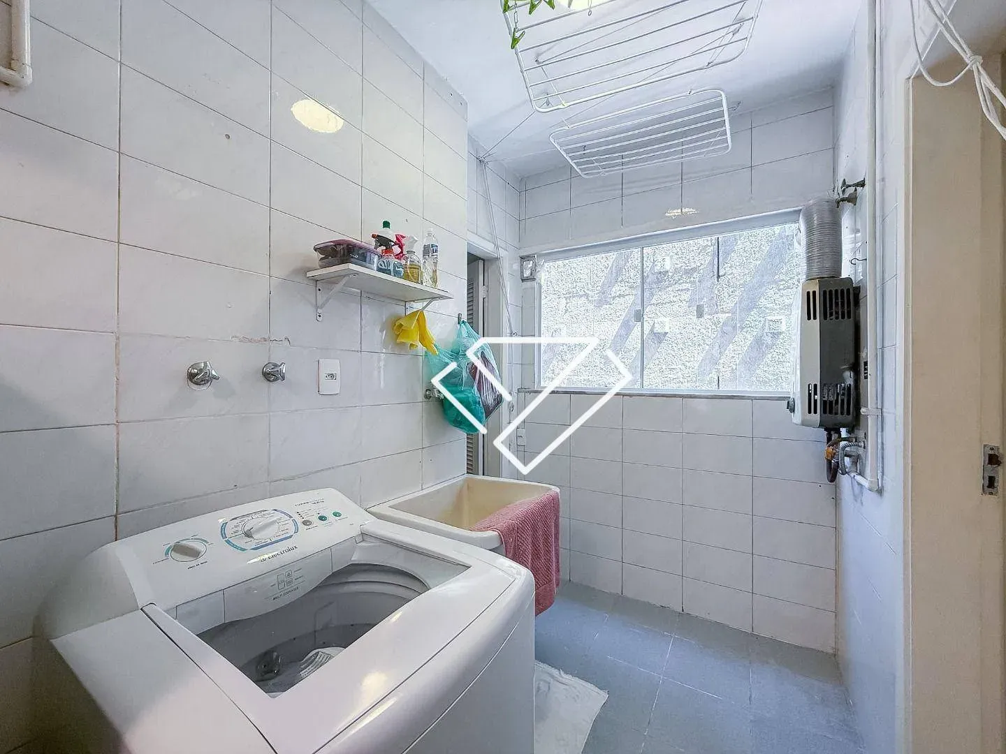 Apartment with 4 bedrooms and a separate gas kitchen — photo 10