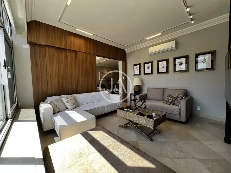 Furnished 3-bedroom apartment with 155 m² — photo 18