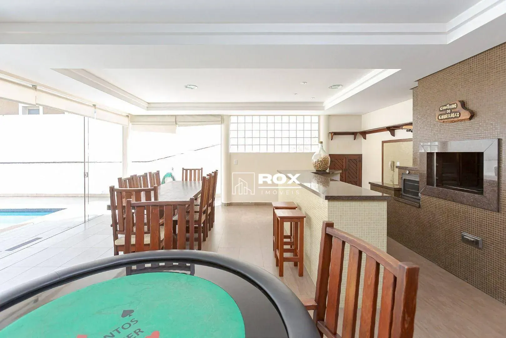 Unfurnished 598 m² house with 6 parking spaces — photo 13