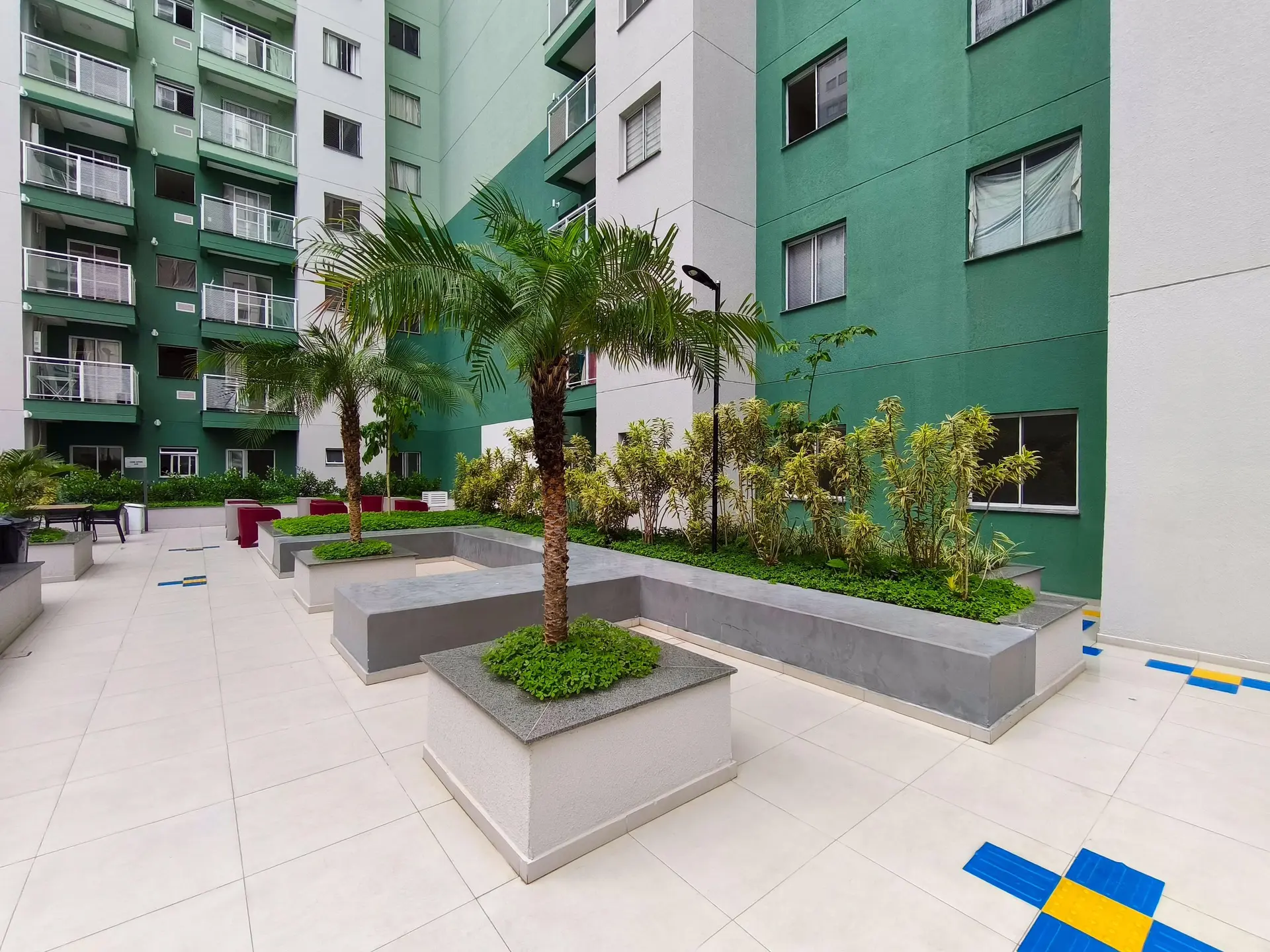 Vista a la montaña y 2 dormitorios: departamento de 42 m² — photo 15