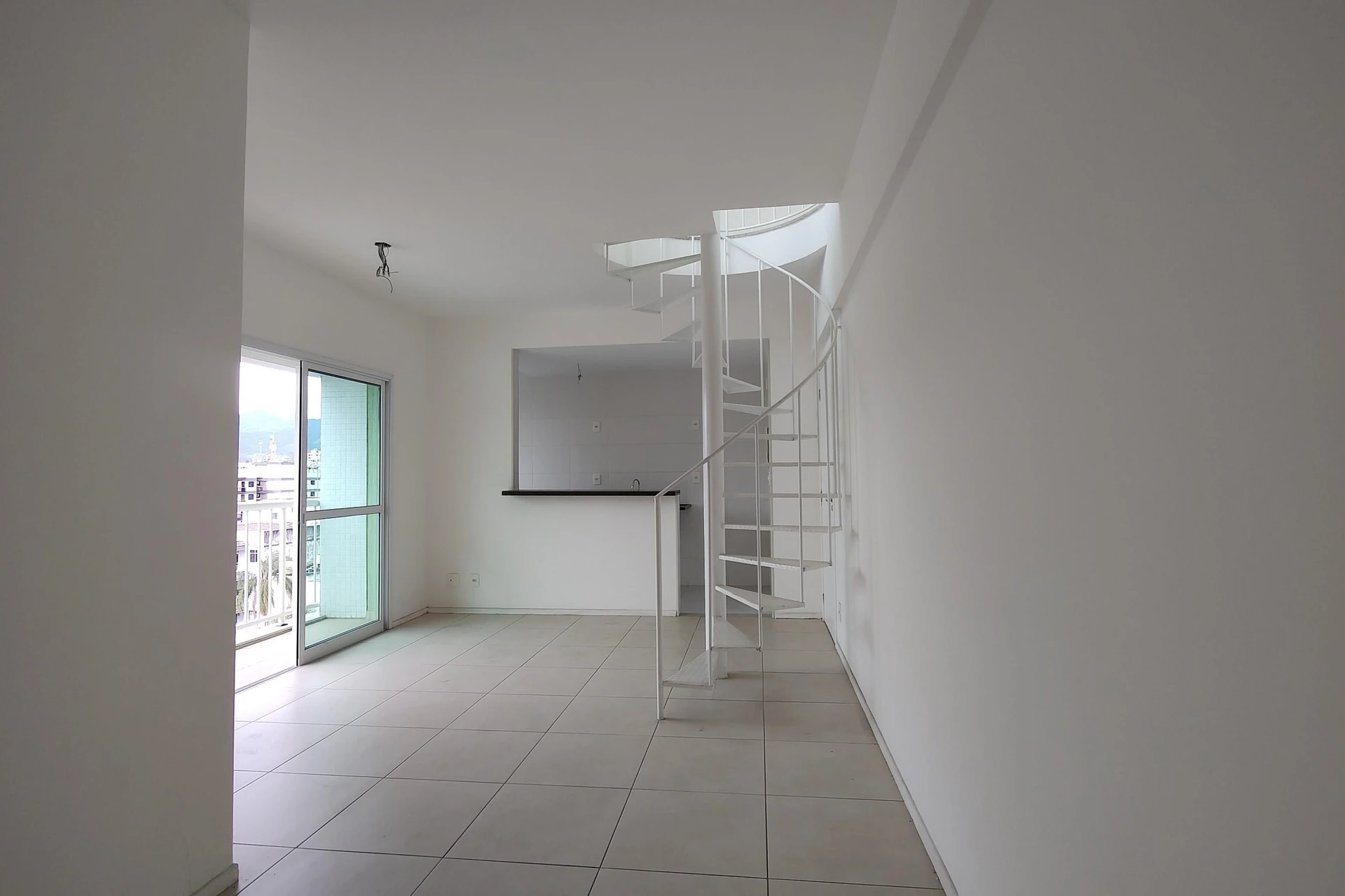 Apartment with 2 bedrooms, balcony and 1 parking space — photo 11