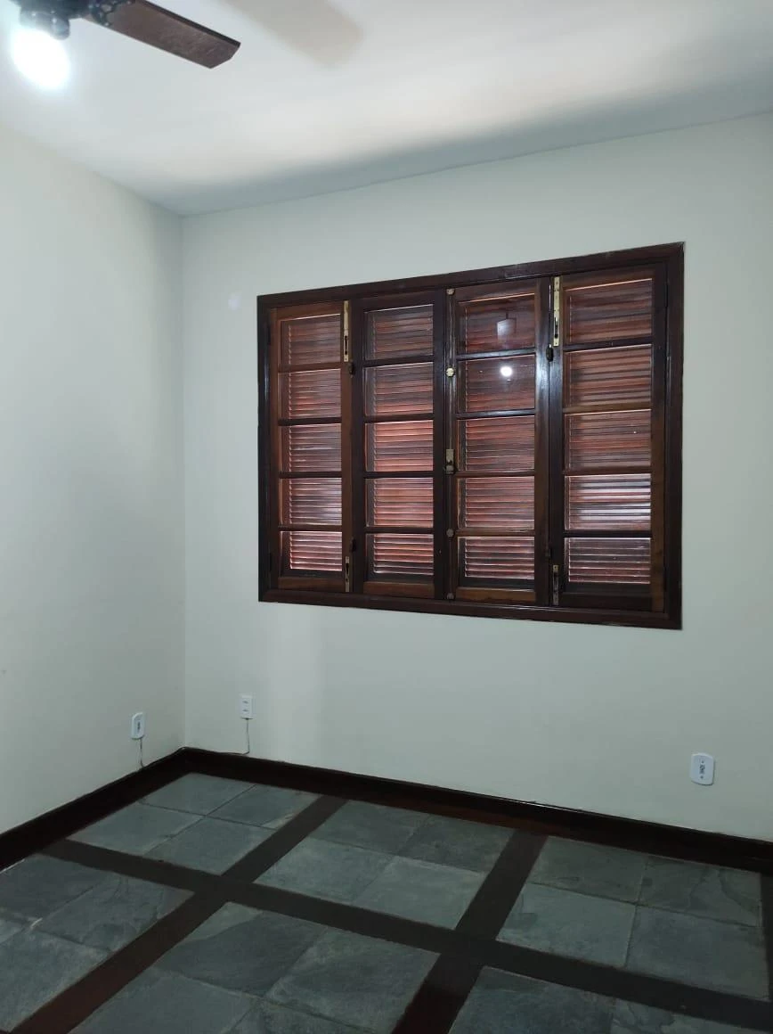Casa térrea sem mobília com 4 quartos e 6 banheiros — photo 34