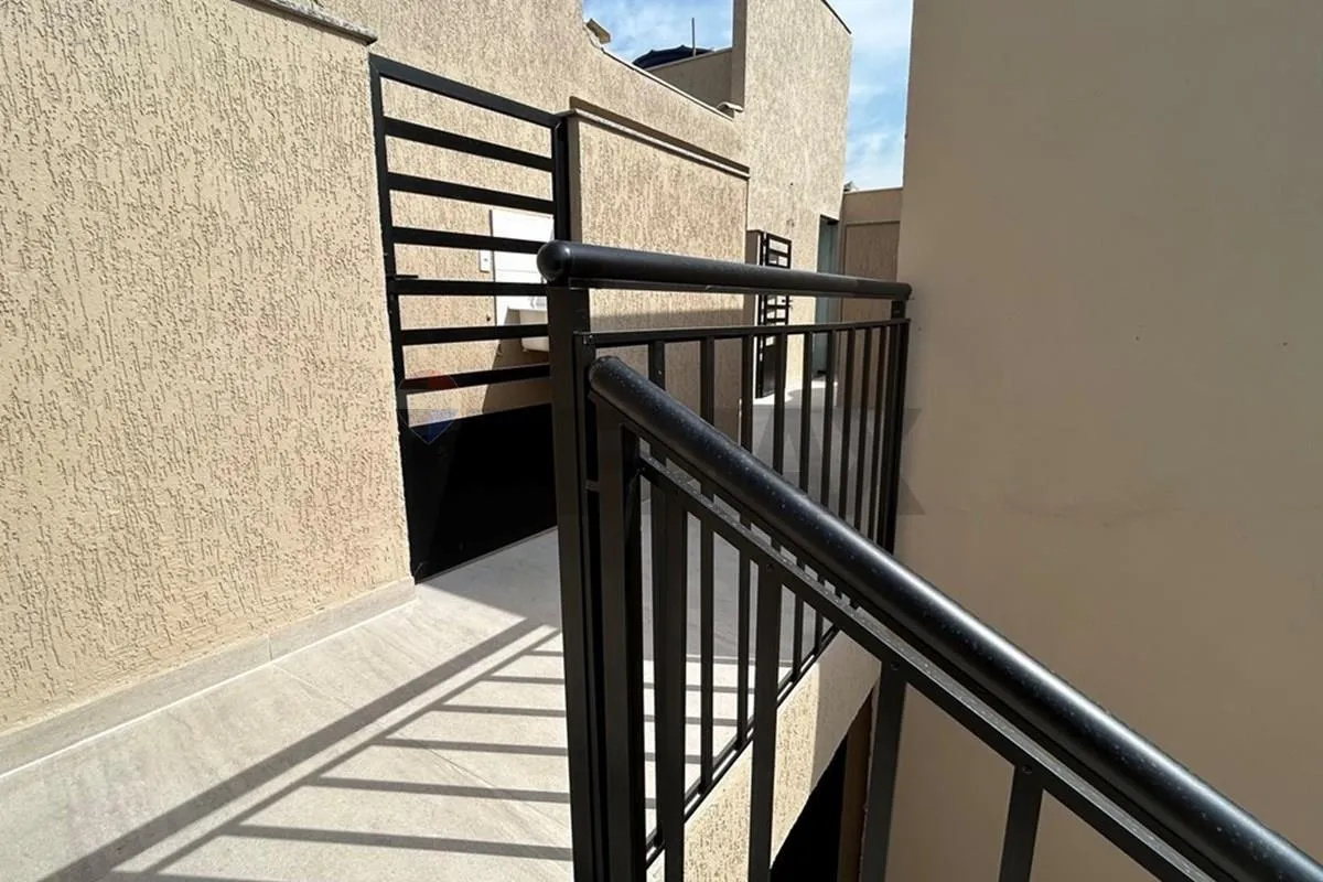 Студия 30 м² на 2 этаже с душем в стекле — photo 11