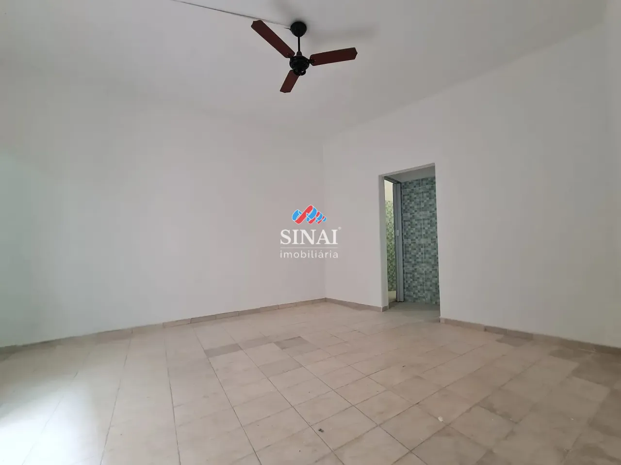 Apartamento de 1 quarto e 1 banheiro com varanda — photo 3