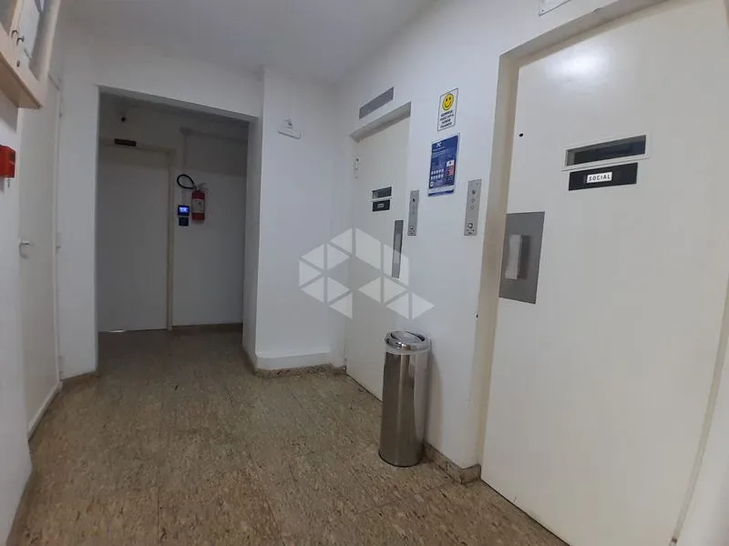 Apartamento tipo kitnet amueblado de 20 m² con cocina abierta — photo 19