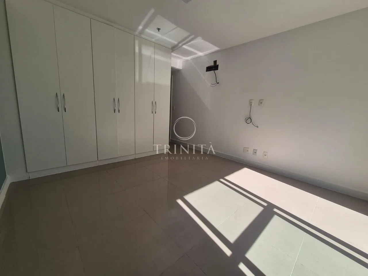 2-bedroom 2-bath apartment with open-plan kitchen and balcony — photo 8