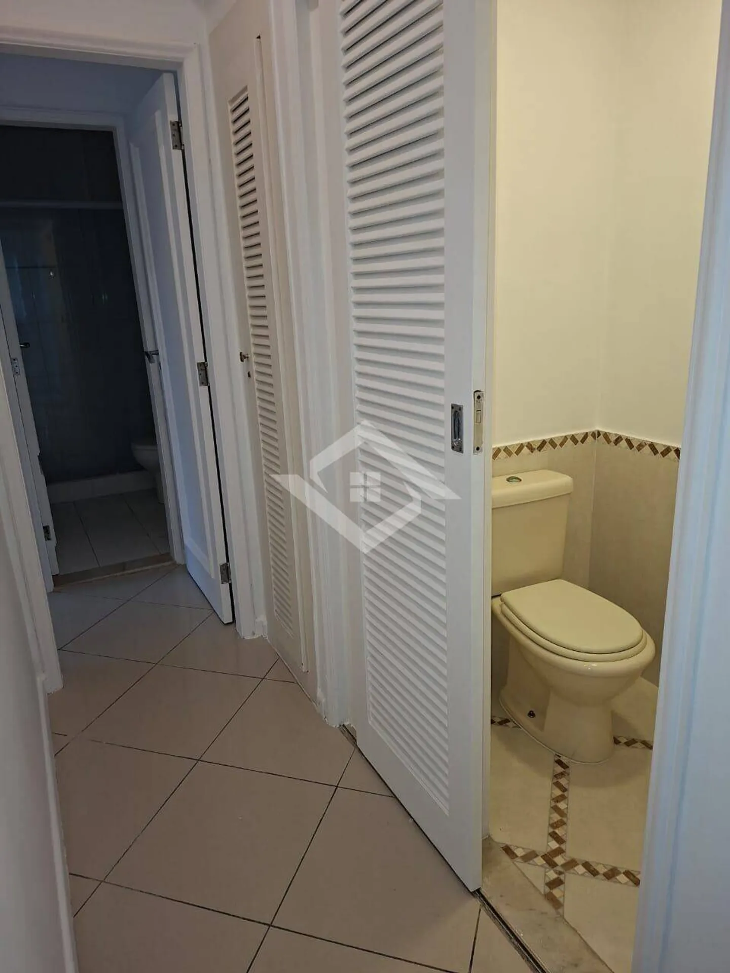 Квартира с 3 спальнями: 2 с ванными и 4 санузла — photo 24