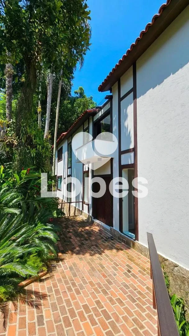 Furnished 960 m² house with 5 en-suite bedrooms — photo 7