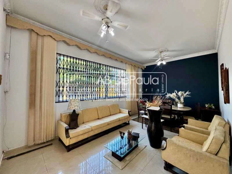 Casa mobiliada de 349 m² com 3 quartos e cozinha a gás