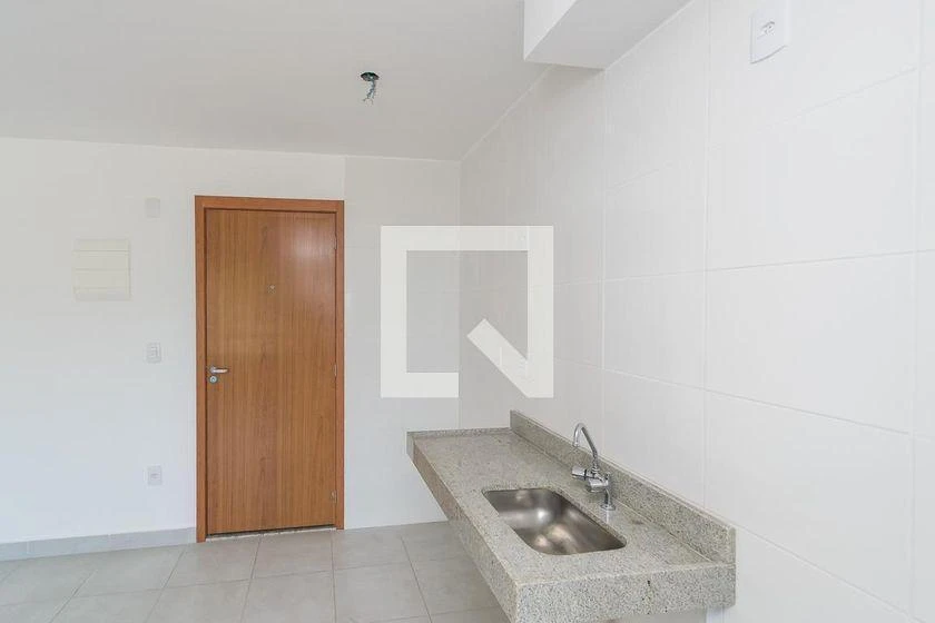 2-bedroom apartment in a building with a pool — photo 7