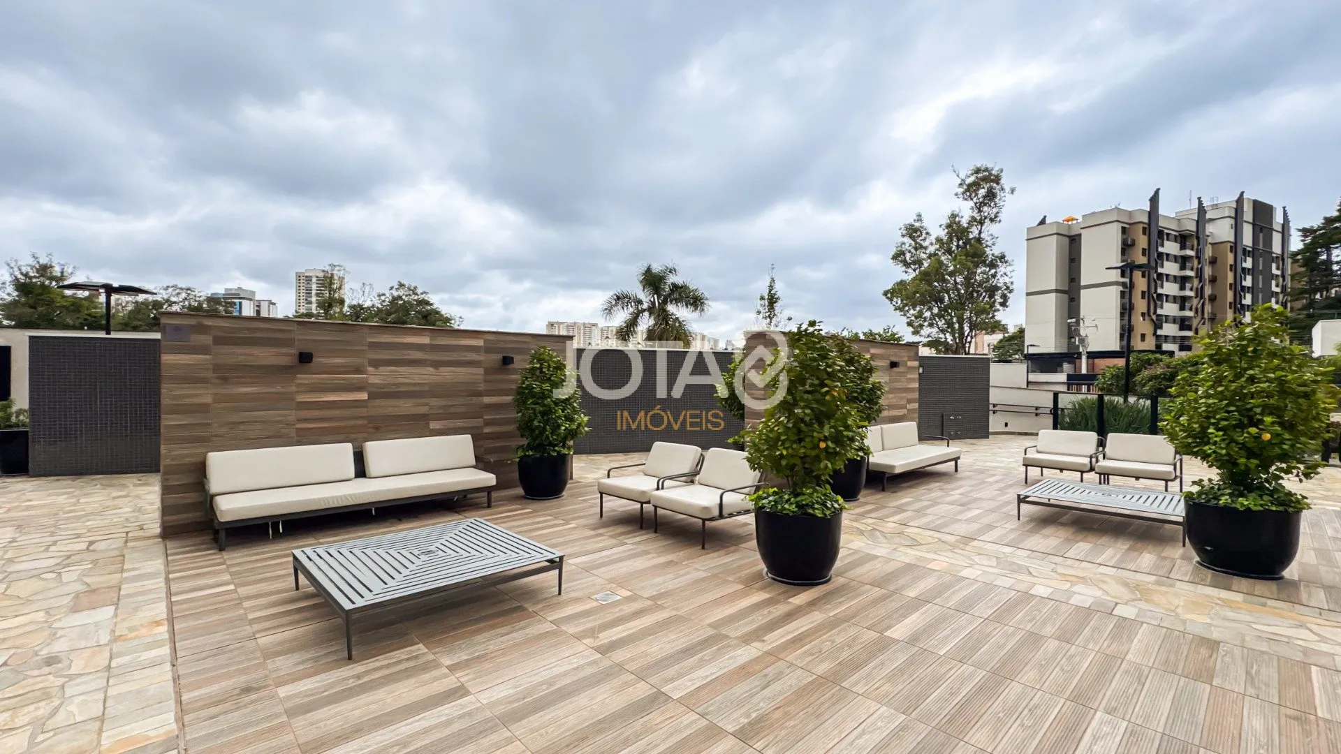 2-bedroom apartment with 139 m² and 2 parking spaces — photo 24