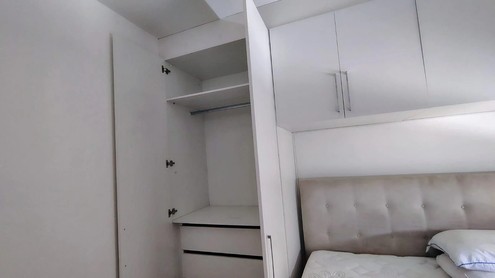Furnished apartment, 50 m², with a grill on the balcony — photo 15