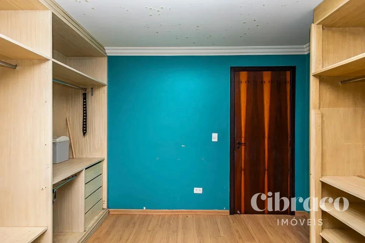 Ванна та 4 спальні: будинок 327 м² — photo 45