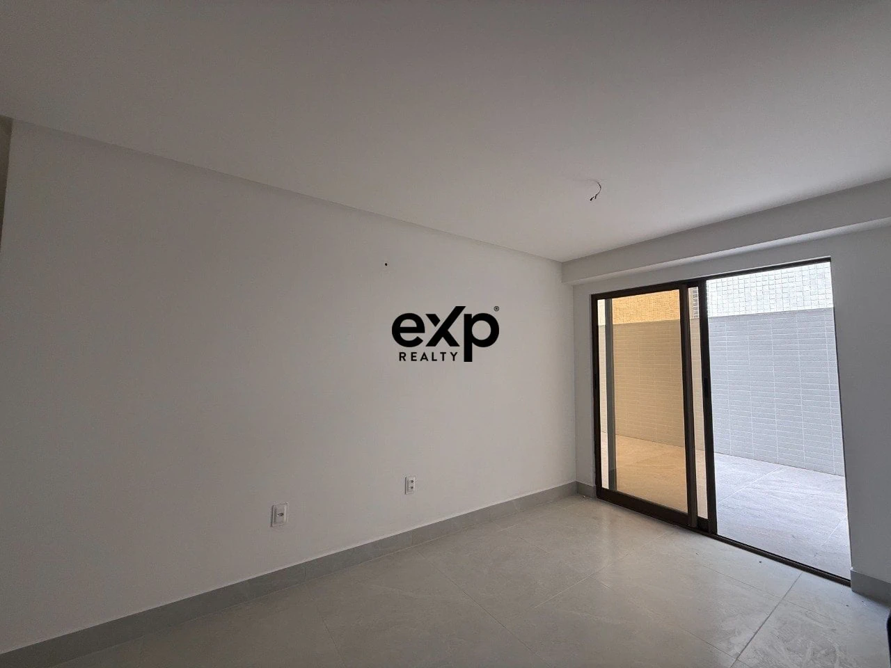 3-bedroom apartment, 2 with their own bathrooms, 76 m² — photo 27