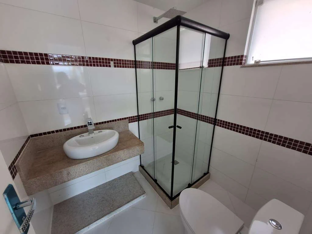 House with 4 ensuites and open-plan kitchen, 296 m² — photo 2