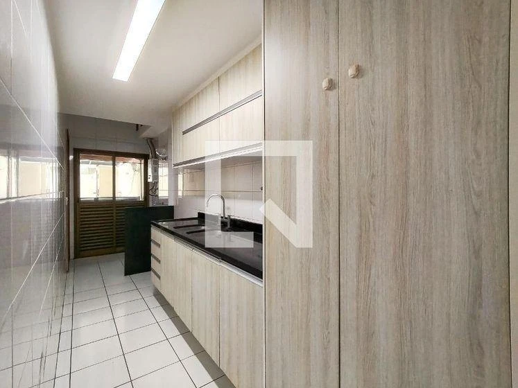 Квартира 293 м² з робочим місцем та гардеробною — photo 11