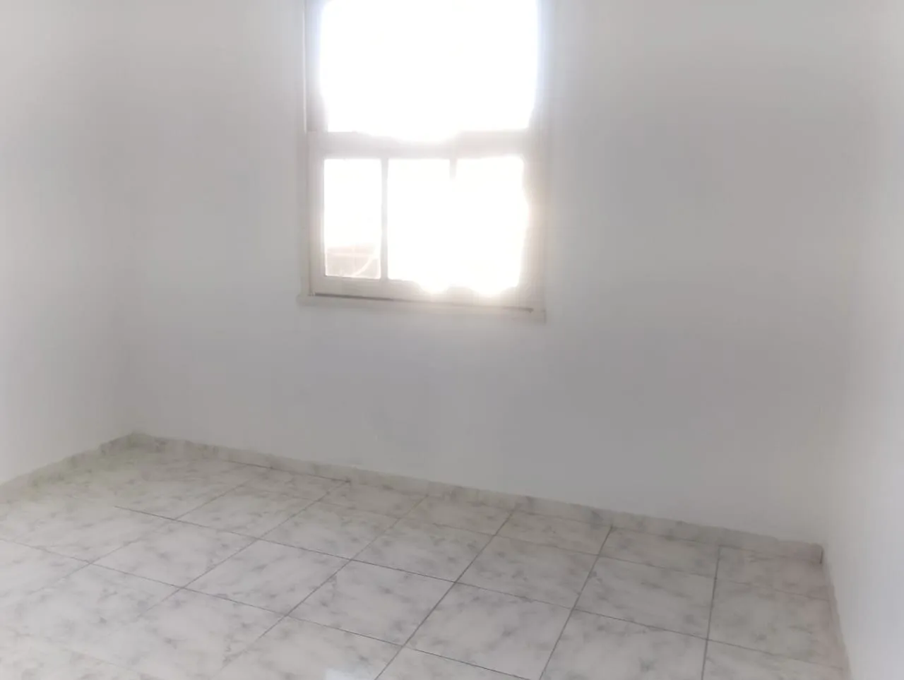 Casa sem mobília com 2 quartos e cozinha separada — photo 19