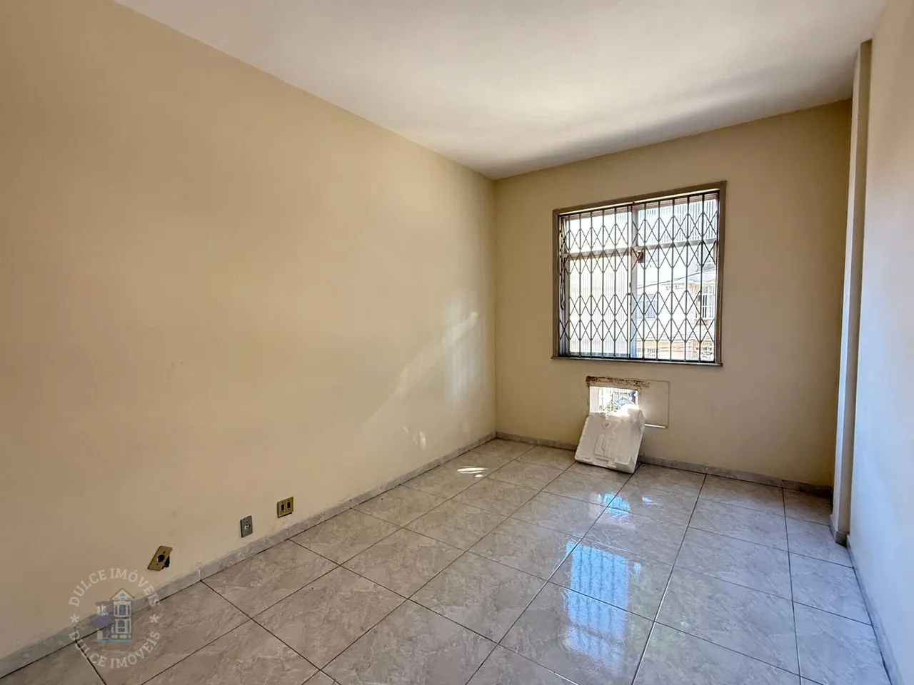 Apartment with 2 bedrooms, 1 bathroom and no parking — photo 3