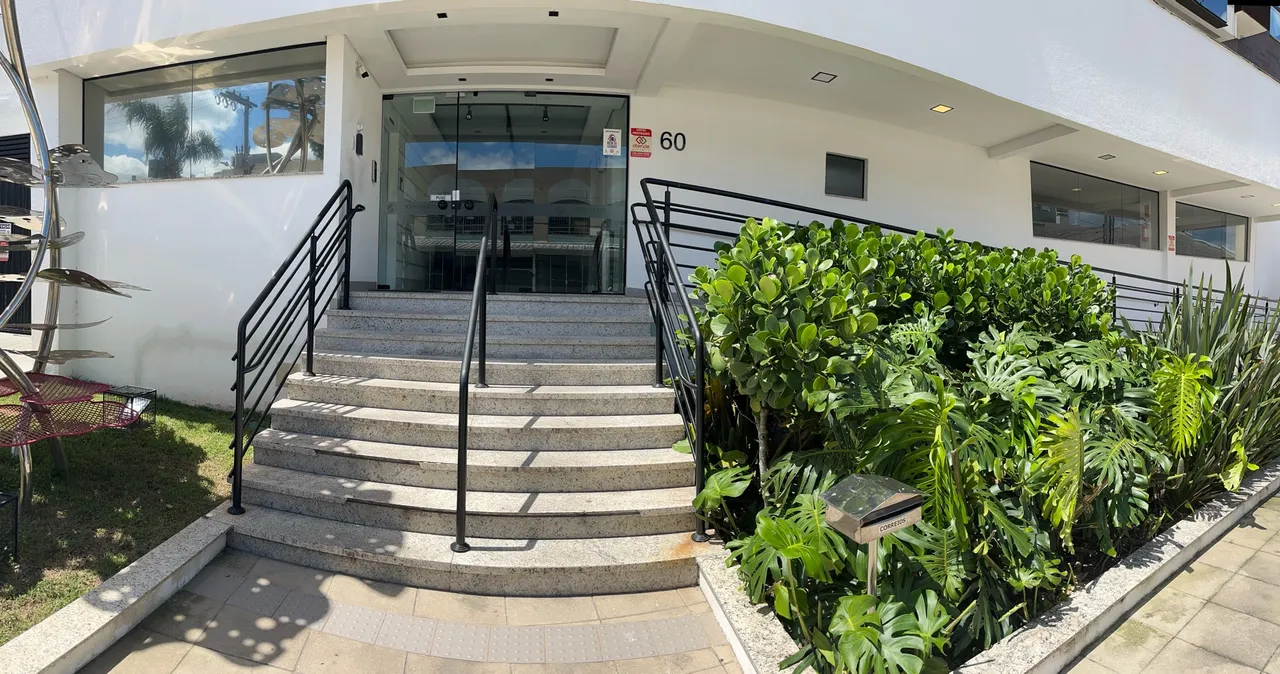 One-bedroom apartment with a water view in Florianópolis — photo 19