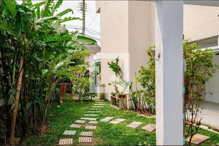 120 m² house with a mountain view and a washing machine — photo 18