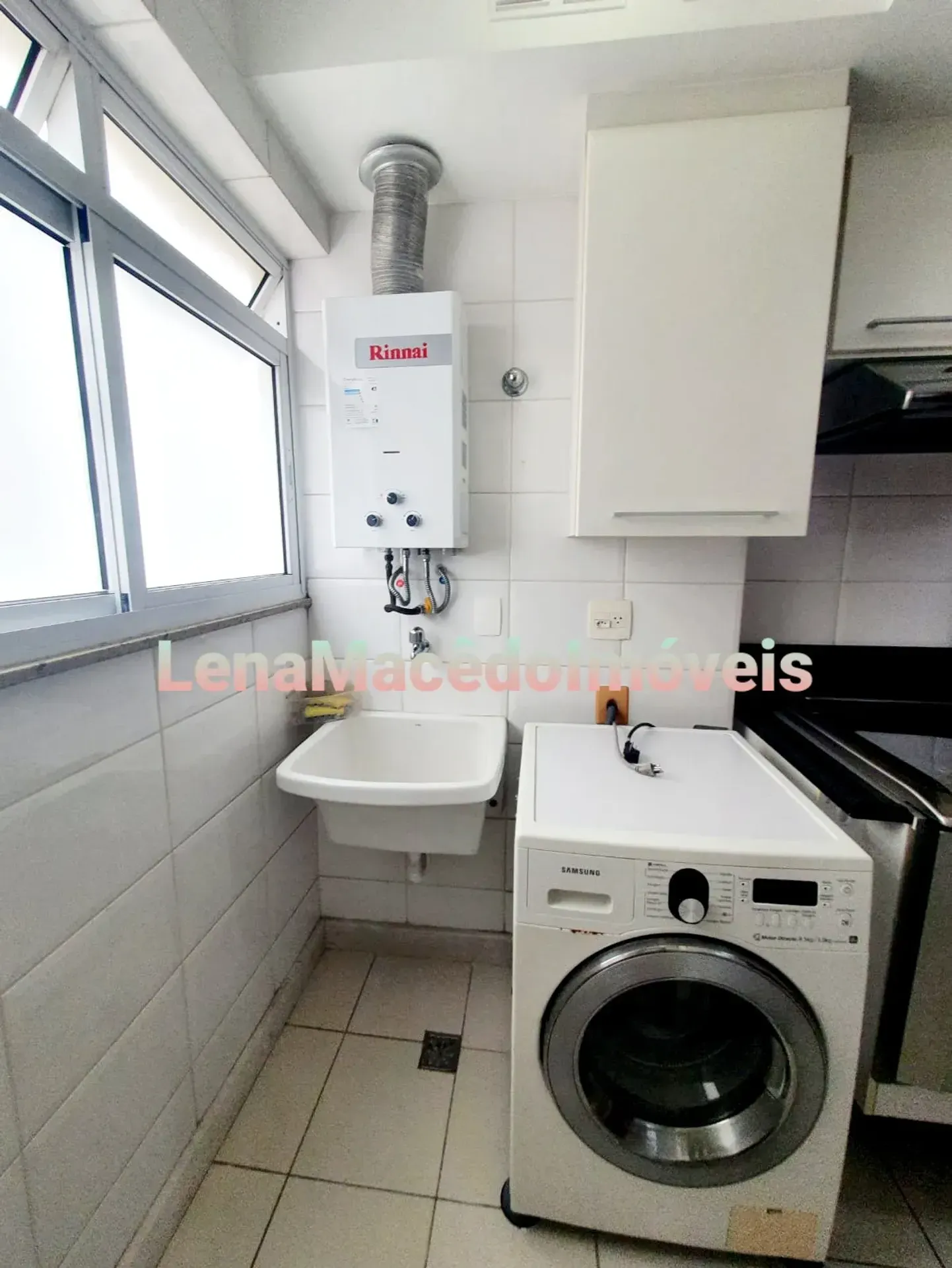 1-bedroom 2-bath apartment with parking and balcony — photo 34