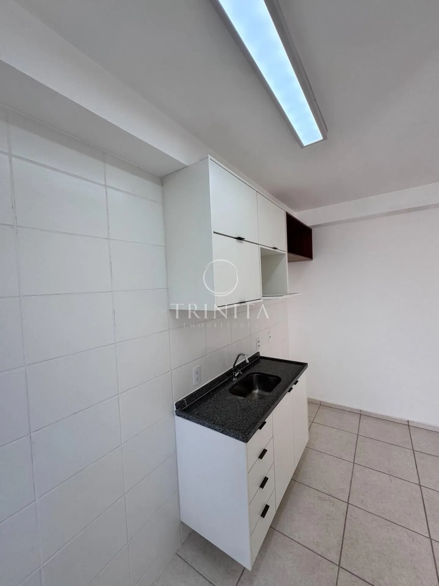 2-bedroom apartment with a mountain view in Rio de Janeiro — photo 43