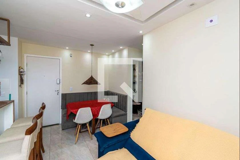 Furnished 2-bedroom apartment with 45 m² and balcony — photo 4