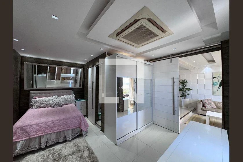 Furnished 3-bedroom apartment with 200 m² — photo 17