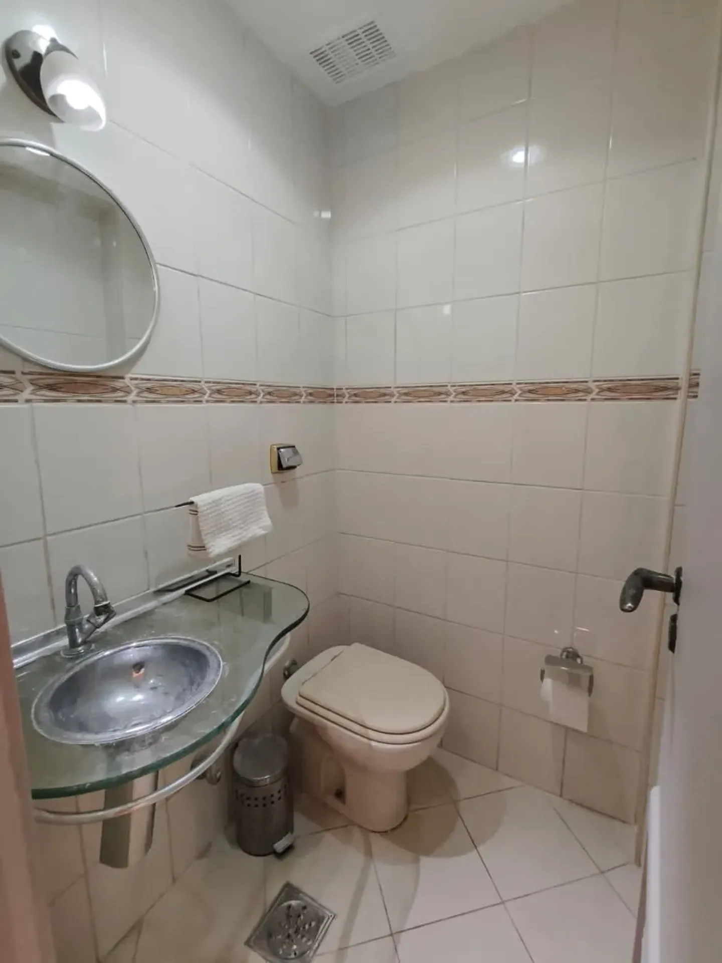 Apartamento com piso de madeira ou laminado, Copacabana — photo 10