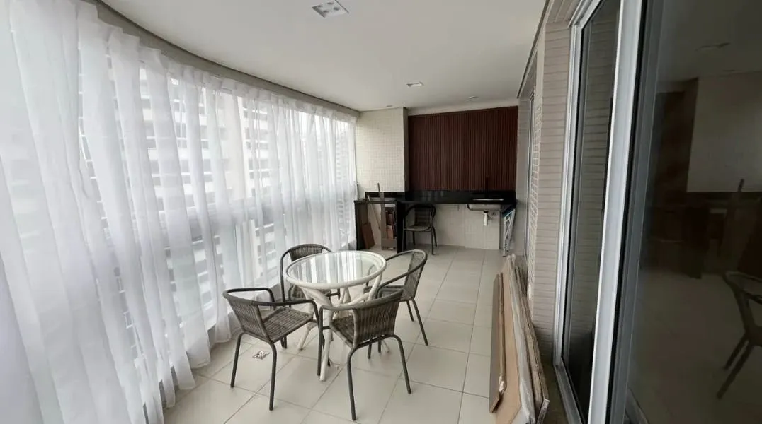 Furnished apartment with an enclosed balcony — photo 12