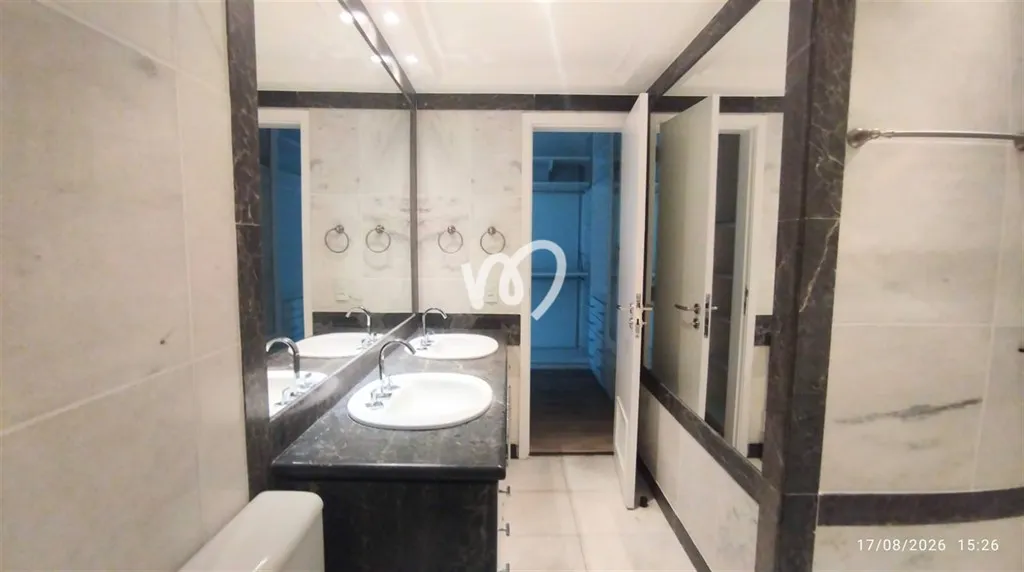 Apartamento com 4 quartos, 313 m² e 4 vagas — photo 20