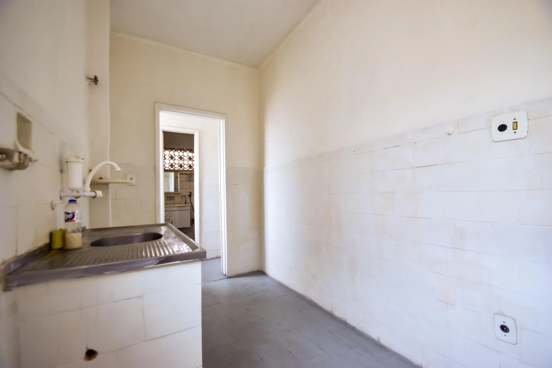 Apartment, 42 m², with wood or laminate floors — photo 7