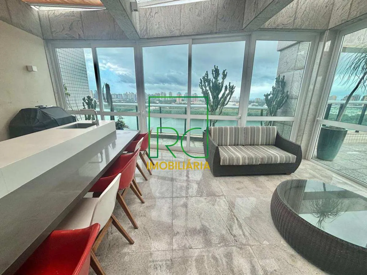 Apartamento com 4 quartos e varanda ampla — photo 20