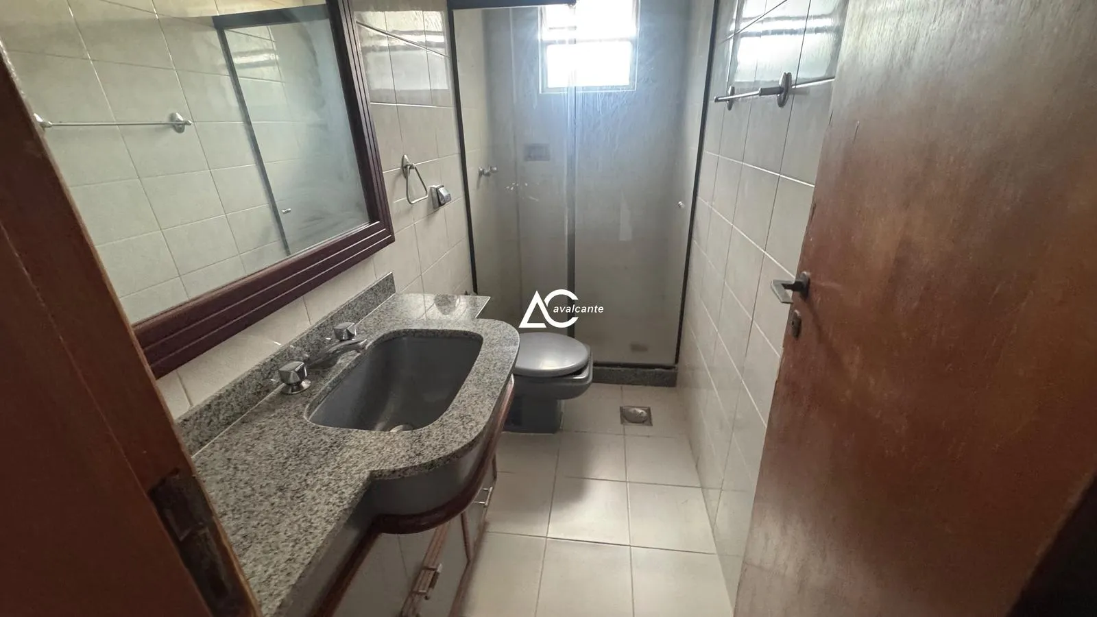 Furnished duplex house with 4 bedrooms and 600 m² — photo 66