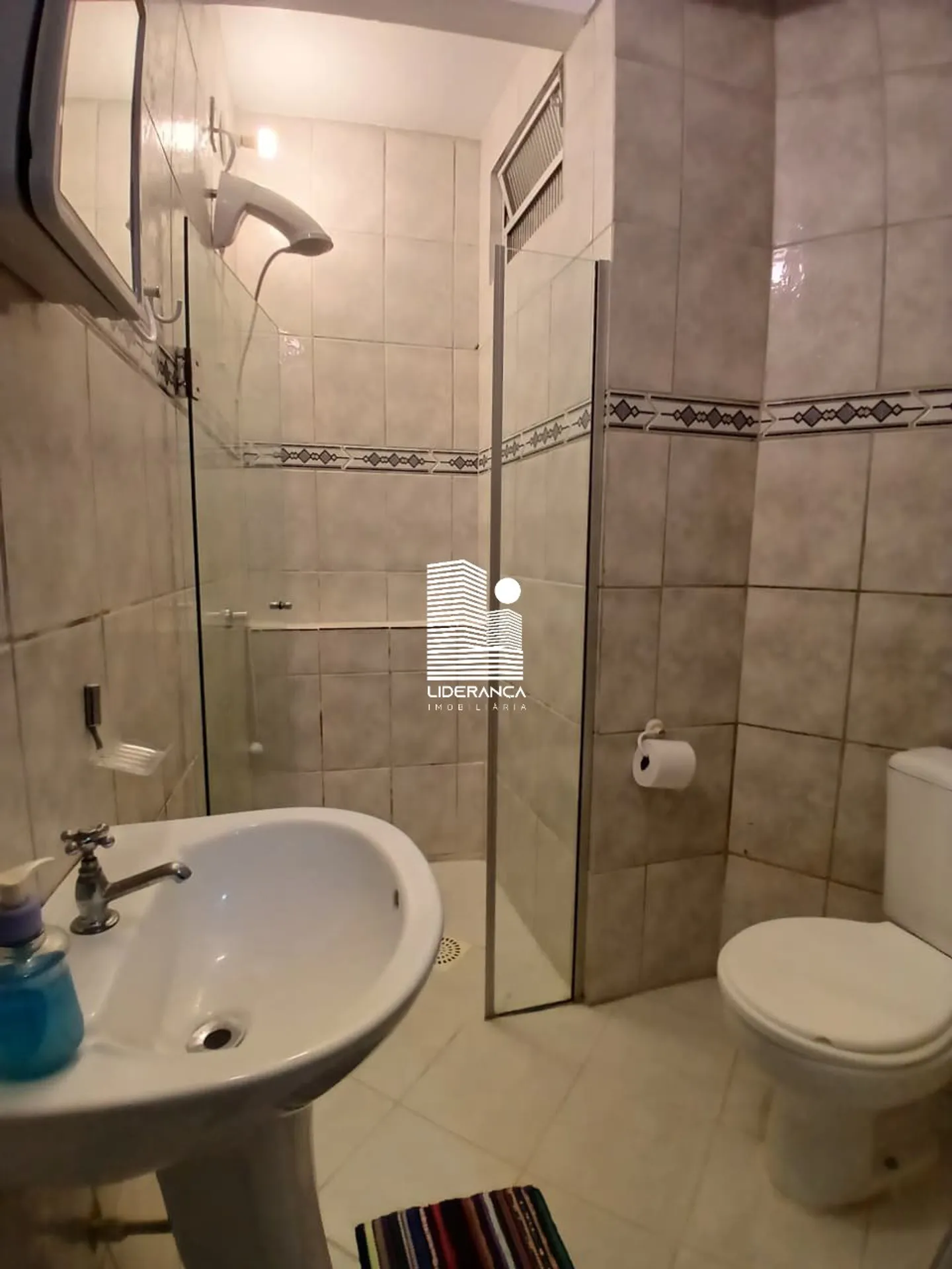 Furnished 2-en-suite apartment, 70 m² — photo 8