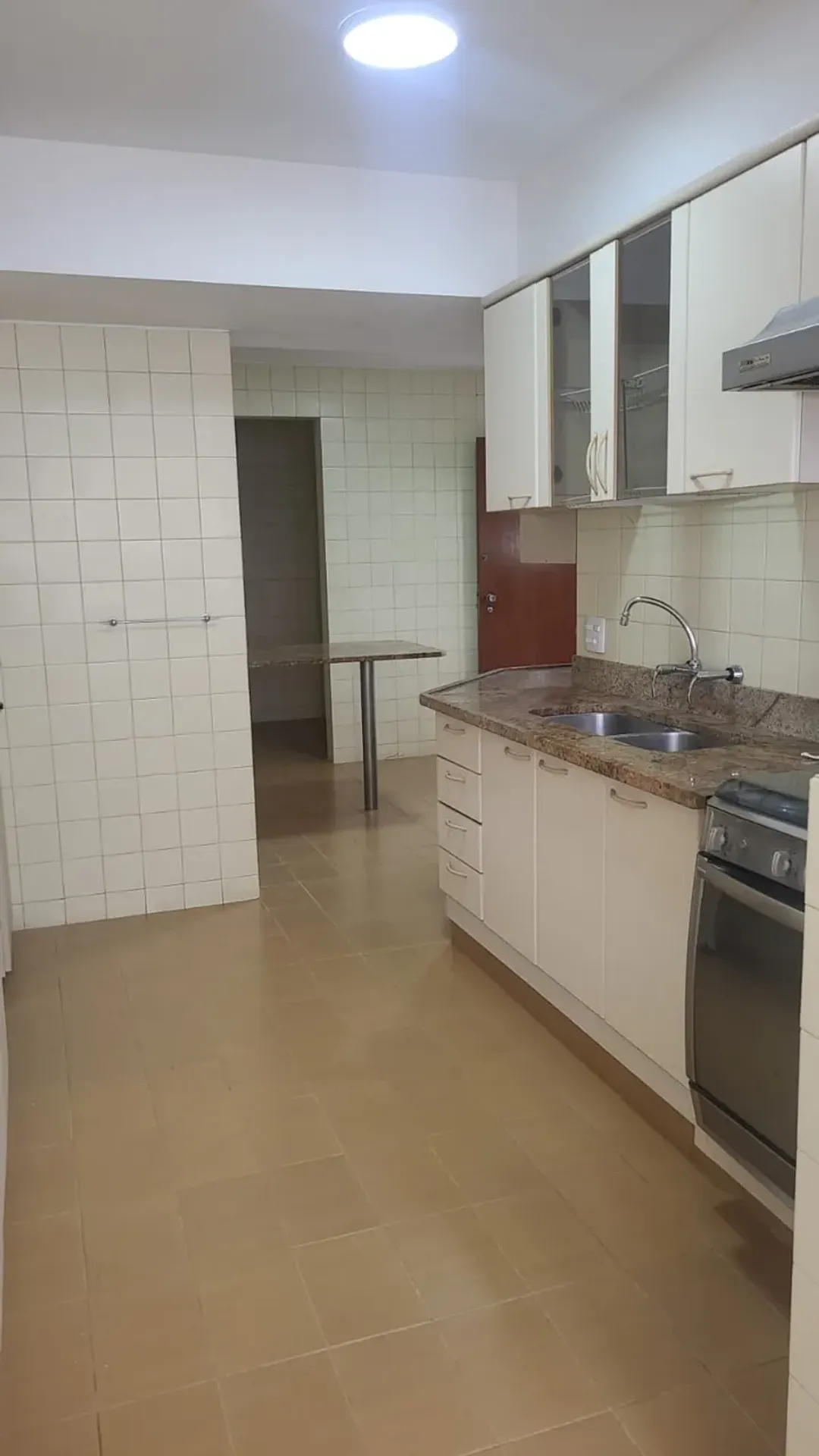 3-bedroom apartment with a bathtub in Rio de Janeiro — photo 9