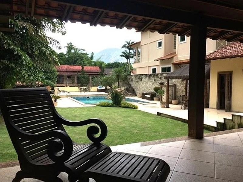 Furnished house 945 m² with 4 bedrooms and 5 bathrooms — photo 4