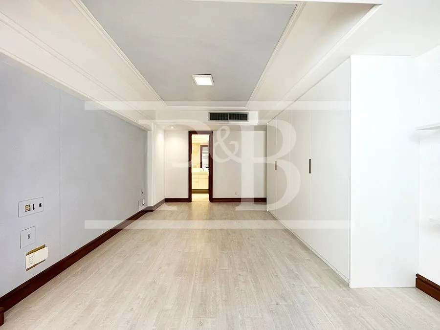 Apartamento com 4 dormitórios, 4 banheiros e varanda — photo 17