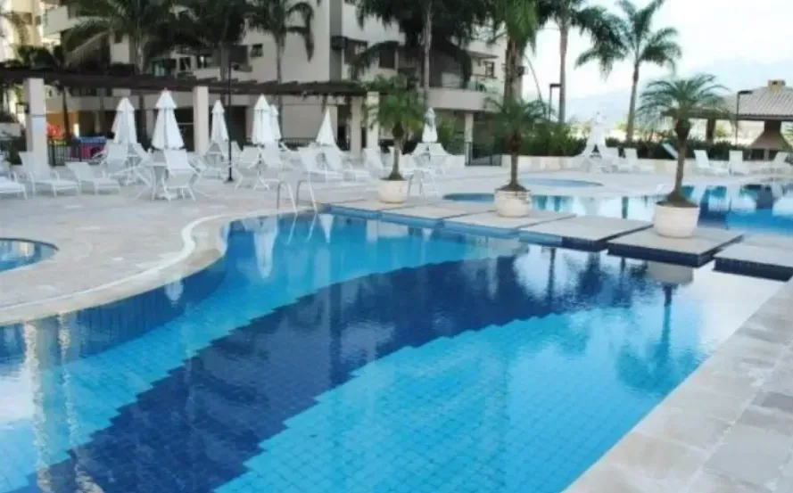Apartamento mobiliado de 103 m² com varanda envidraçada — photo 37